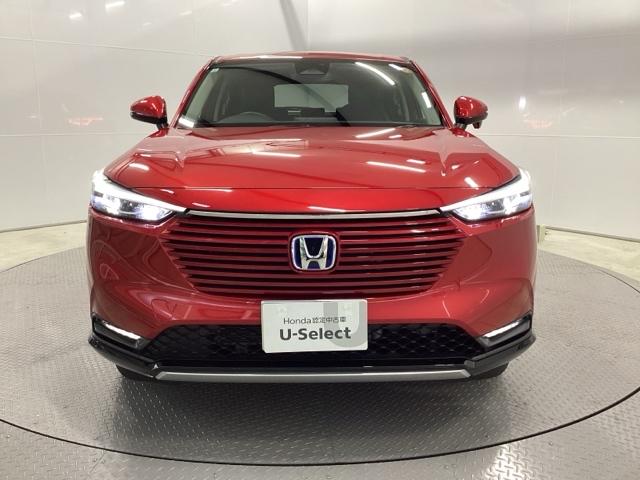 ヴェゼル ｅ：ＨＥＶＺ　ＨｏｎｄａＣＯＮＮＥＣＴディスプレイ　衝突回避支援ブレーキ機能　スマキ　Ｐトランク　フルオートエアコン　エアバッグ　両席エアバック　Ｒカメ　パワーウィンドウ　ＬＥＤランプ　ソナー　クルーズＣ　ＵＳＢ（6枚目）