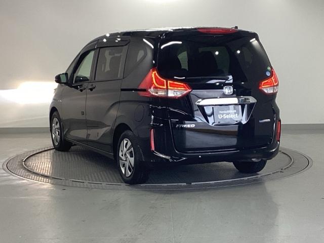 フリードハイブリッド ハイブリッド・Gホンダセンシング メモリーナビ ETC リアカメラ キーフリーシステム DVD再生可能 ECON 後カメラ Aクルーズ 地デジフルセグTV LEDヘッドランプ シートH 横滑防止 パワーウインドウ 3列シート USB(12枚目)