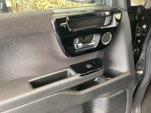 N-BOXカスタム Lターボ 純正ナビ フルセグ リア席モニター 地デジチューナー 衝突軽減ブレーキサポート LEDヘッドライ アイドリングS ターボエンジン PS カーテンエアバック シートヒータ エアバック USB AAC(38枚目)