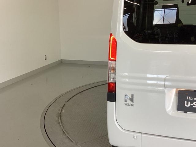 Ｎ－ＶＡＮ＋スタイル ファン・ホンダセンシング　純正ナビ　フルセグ　リアカメラ　Ｉ－ＳＴＯＰ　イモビライザー　ＵＳＢポート　後カメラ　横滑り防止　キーフリーシステム　地デジ　フルオートエアコン　ＬＥＤ　オートライト　スマートキー　両面スライドドア（35枚目）