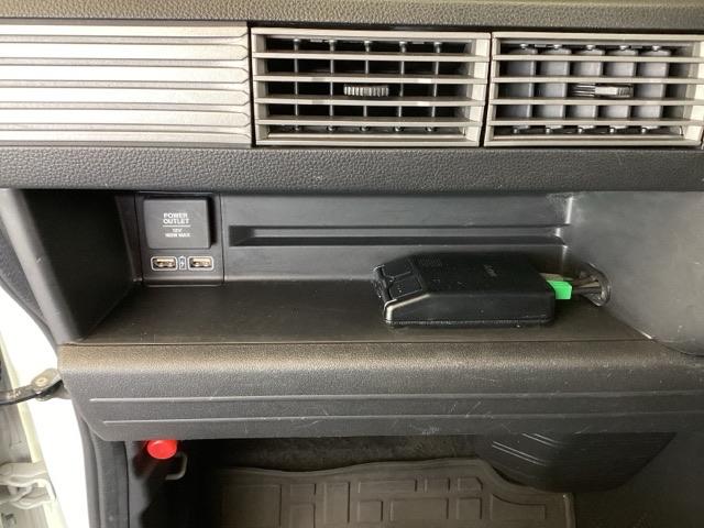 Ｎ－ＶＡＮ＋スタイル ファン・ホンダセンシング　純正ナビ　フルセグ　リアカメラ　Ｉ－ＳＴＯＰ　イモビライザー　ＵＳＢポート　後カメラ　横滑り防止　キーフリーシステム　地デジ　フルオートエアコン　ＬＥＤ　オートライト　スマートキー　両面スライドドア（42枚目）