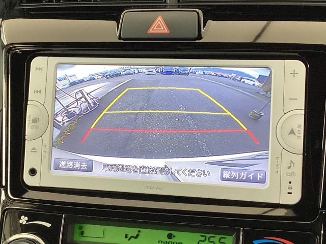 カローラフィールダー ハイブリッドＧエアロツアラー・ダブルバイビー　純正メモリーナビ　リアカメラ　ＥＴＣ　サイドカーテンエアバック　点検記録簿　エアロ　盗難防止装置　横滑り防止機能　キーレス　後カメラ　ナビ＆ＴＶ　ＡＢＳ　ＰＷ　アイドリングストップ　エアバッグ　ＰＳ（12枚目）