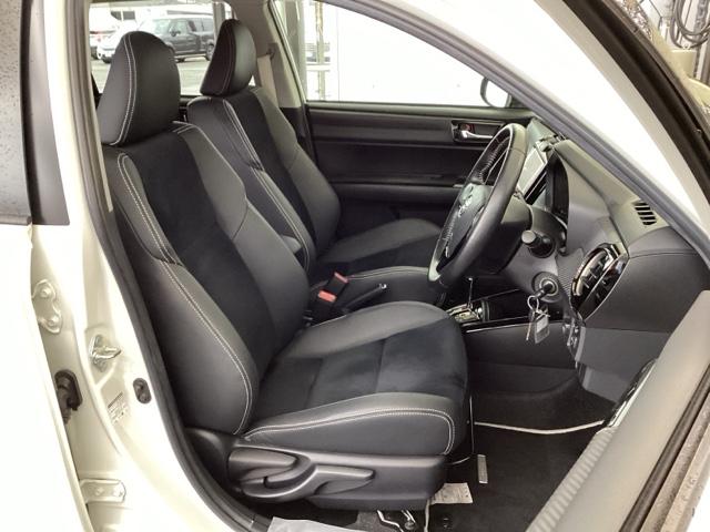 カローラフィールダー ハイブリッドＧエアロツアラー・ダブルバイビー　純正メモリーナビ　リアカメラ　ＥＴＣ　サイドカーテンエアバック　点検記録簿　エアロ　盗難防止装置　横滑り防止機能　キーレス　後カメラ　ナビ＆ＴＶ　ＡＢＳ　ＰＷ　アイドリングストップ　エアバッグ　ＰＳ（16枚目）