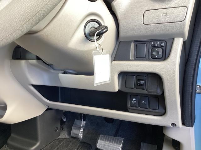 デイズ Ｊ　純正ＣＤコンポ　衝突低減ブレーキ　横滑り防止装置付　レーダーＢ　ＷＳＲＳ　フロントベンチシート　パワーウィンド　キーフリー　記録簿有り　ＳＲＳ　ＰＳ　ＡＣ　ＡＢＳ（14枚目）