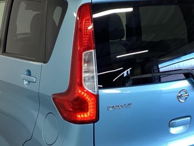 デイズ Ｊ　純正ＣＤコンポ　衝突低減ブレーキ　横滑り防止装置付　レーダーＢ　ＷＳＲＳ　フロントベンチシート　パワーウィンド　キーフリー　記録簿有り　ＳＲＳ　ＰＳ　ＡＣ　ＡＢＳ（27枚目）