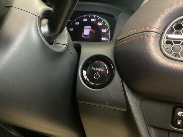 �X�}�[�g�L�[�V�X�e�����ڂł��̂ŁA�n���h�����̃X�C�b�`�������΁A�G���W���X�^�[�g�I