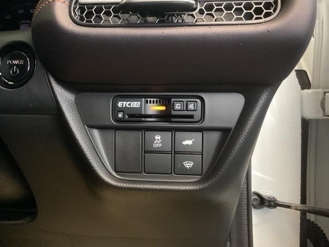 �d�s�b�t���Ă܂��B�d�s�b���g�p�\�ȓ��H�ʍs���̓L���b�V�����X�ŃX�}�[�g�ɑ��s�ł��܂��B�ăZ�b�g�A�b�v���Ĕ[�Ԓv���܂��B