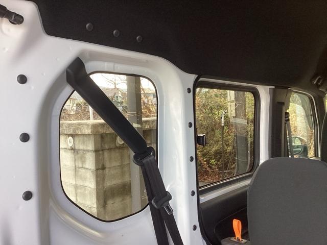 N-VAN+スタイル ファン 純正ナビ フルセグ リアカメラ 追突軽減ブレーキ Bカメ キーフリー WSRS DVD再生 LEDヘッドランプ USBポート 運転席エアバッグ スマートキー クルーズコントロール パワーウィンドー(48枚目)