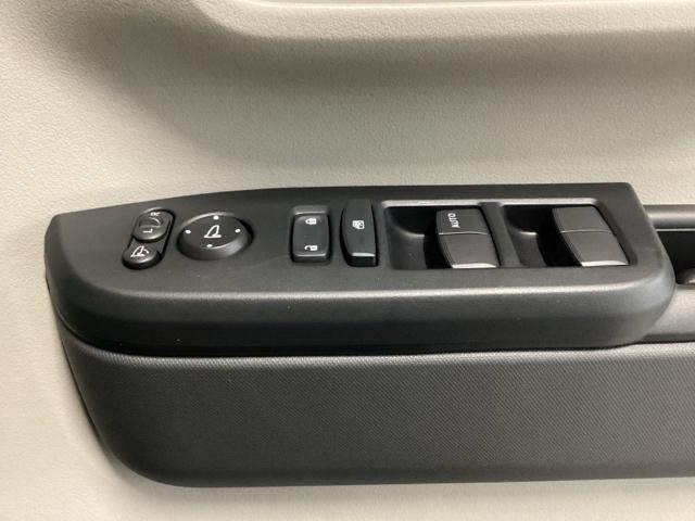 Ｎ－ＢＯＸ ベースグレード　ＨｏｎｄａＣＯＮＮＥＣＴ対応純正メモリーナビ　ドラレコ　衝突軽減システム　スマートキ－　両側スライドドア　カーテンエアバック　イモビライザー　ＥＣＯモード　横滑り防止　オートクルーズ　キーフリー（30枚目）