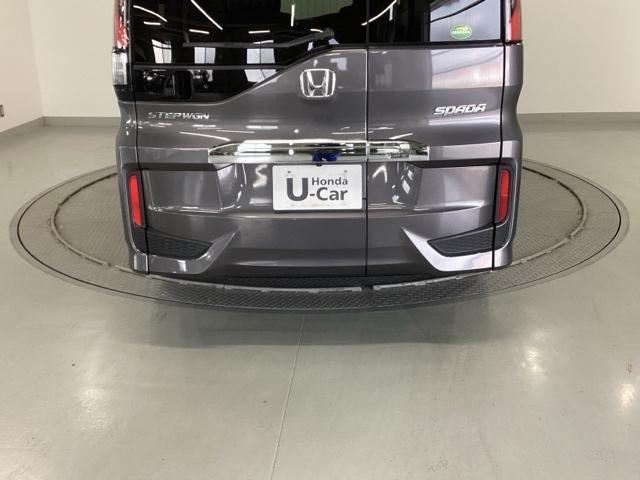 ステップワゴンスパーダ スパーダホンダセンシング　純正ナビ　フルセグ　リアカメラ　盗難防止　助手席エアバッグ　Ｗパワスラ　地デジ　ＬＥＤライト　横滑り防止システム　オートエアコン　ドライブレコーダー装着車　ＵＳＢ　ナビ＆ＴＶ　三列シート　ＥＴＣ付（35枚目）