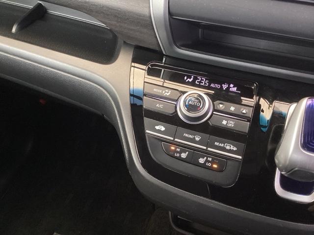 フリードハイブリッド ハイブリッド・Gホンダセンシング 純正ナビ フルセグ 4WD仕様 スマキー 衝突軽減システム イモビライザー シートH ETC車載器 クルコン VSA サイドカーテンエアバック ウォークスルー ナビTV キーフリー ABS DVD(13枚目)