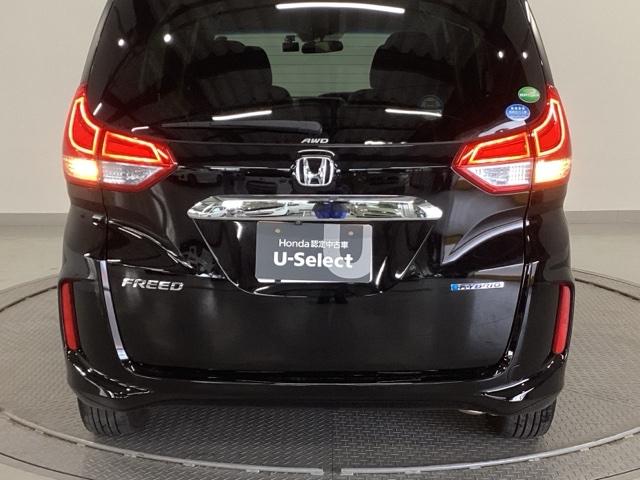フリードハイブリッド ハイブリッド・Gホンダセンシング 純正ナビ フルセグ 4WD仕様 スマキー 衝突軽減システム イモビライザー シートH ETC車載器 クルコン VSA サイドカーテンエアバック ウォークスルー ナビTV キーフリー ABS DVD(33枚目)