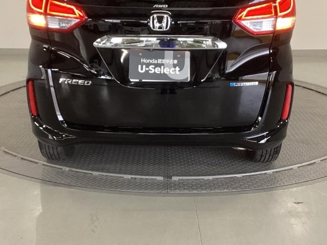 フリードハイブリッド ハイブリッド・Gホンダセンシング 純正ナビ フルセグ 4WD仕様 スマキー 衝突軽減システム イモビライザー シートH ETC車載器 クルコン VSA サイドカーテンエアバック ウォークスルー ナビTV キーフリー ABS DVD(34枚目)