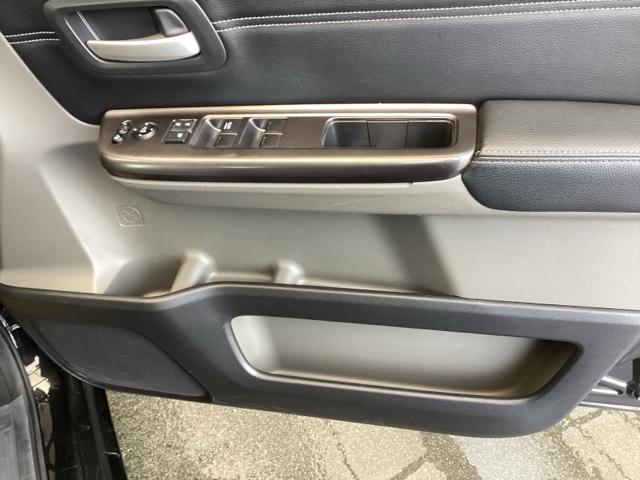 フリードハイブリッド ハイブリッド・Gホンダセンシング 純正ナビ フルセグ 4WD仕様 スマキー 衝突軽減システム イモビライザー シートH ETC車載器 クルコン VSA サイドカーテンエアバック ウォークスルー ナビTV キーフリー ABS DVD(50枚目)