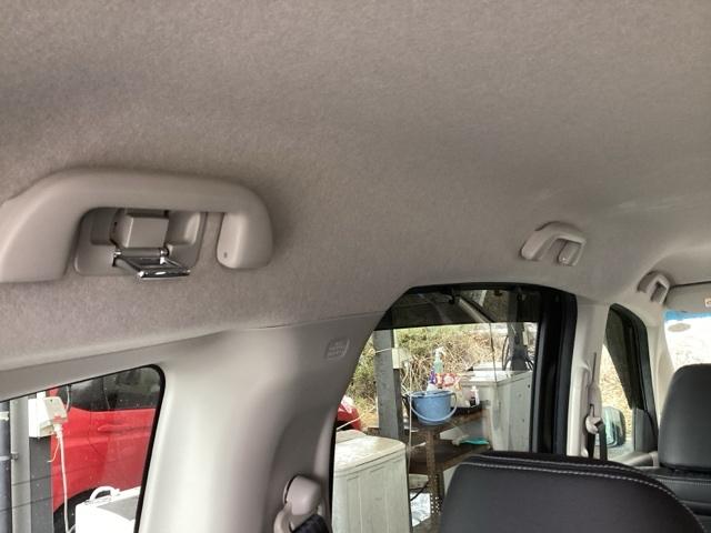 フリードハイブリッド ハイブリッド・Gホンダセンシング 純正ナビ フルセグ 4WD仕様 スマキー 衝突軽減システム イモビライザー シートH ETC車載器 クルコン VSA サイドカーテンエアバック ウォークスルー ナビTV キーフリー ABS DVD(51枚目)