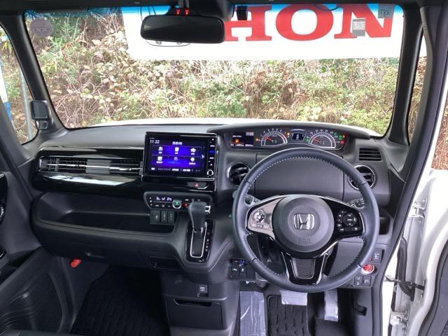 N-BOXカスタム Lターボ 純正メモリーナビ 両側電動スライドドア 地デジチューナー 衝突軽減ブレーキサポート LEDヘッドライ アイドリングS ターボエンジン PS カーテンエアバック シートヒータ エアバック USB AAC(2枚目)