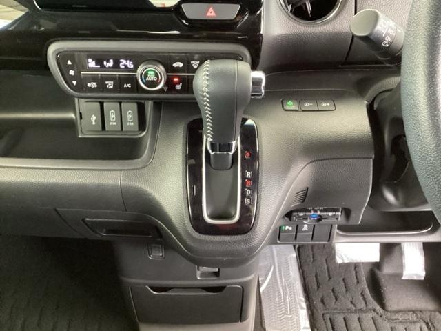 N-BOXカスタム Lターボ 純正メモリーナビ 両側電動スライドドア 地デジチューナー 衝突軽減ブレーキサポート LEDヘッドライ アイドリングS ターボエンジン PS カーテンエアバック シートヒータ エアバック USB AAC(13枚目)