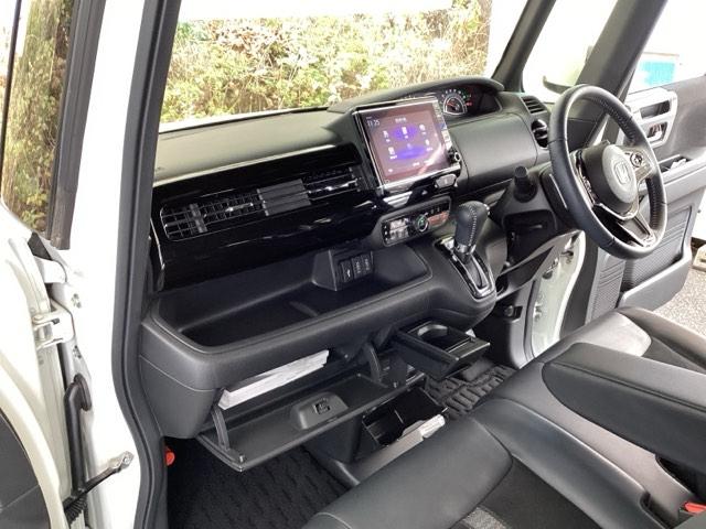 N-BOXカスタム Lターボ 純正メモリーナビ 両側電動スライドドア 地デジチューナー 衝突軽減ブレーキサポート LEDヘッドライ アイドリングS ターボエンジン PS カーテンエアバック シートヒータ エアバック USB AAC(34枚目)