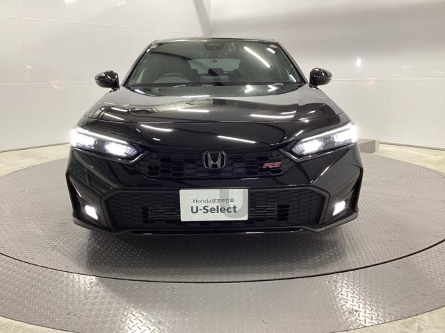 �k�d�c�w�b�h���C�g�𑕔����Ă��܂��B�k�d�c�w�b�h���C�g�͂ƂĂ����邭�A�J�̓����ԑ��s�����S�E���S�ł��B�I�[�g���C�g�R���g���[���t���Ŏ��̖͂��邳�ɉ����Ď����œ_���E�������܂�