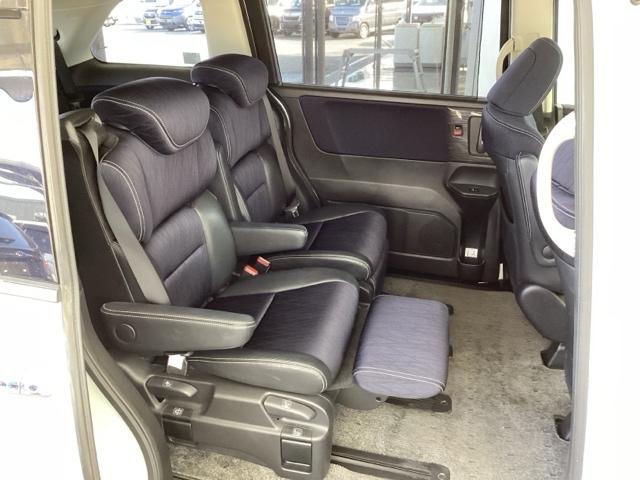 �Q��ڂ́A��肩���̂悤�ɕ�ݍ��ރv���~�A���N���[�h���V�[�g�ł��B�C���͂܂�Ńt�@�[�X�g�N���X�ł��B��؂Ȑl�ɓ��ʂȈ��炬�̂ЂƂƂ����ǂ����B