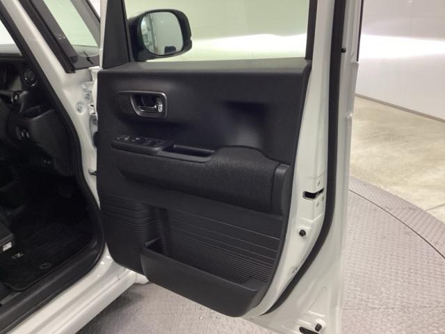 Ｎ－ＢＯＸカスタム ベースグレード　ＨｏｎｄａＣＯＮＮＥＣＴ対応純正メモリーナビ　ドラレコ　Ｗ電動ドア　ＵＳＢ接続　ＣＭＢＳ　Ｄレコ　ベンチシート　オートエアコン　スマートキ　ＬＥＤ　盗難防止装置　クルコン　ＥＴＣ　バックカメラ　ＥＳＣ（30枚目）