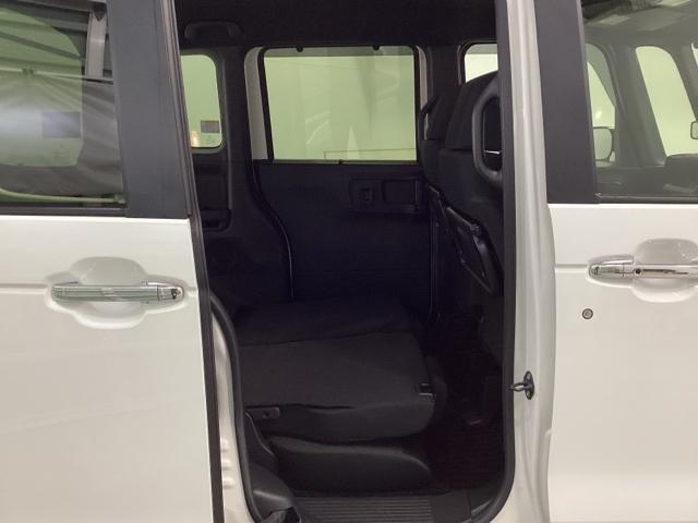 Ｎ－ＢＯＸカスタム ベースグレード　ＨｏｎｄａＣＯＮＮＥＣＴ対応純正メモリーナビ　ドラレコ　Ｗ電動ドア　ＵＳＢ接続　ＣＭＢＳ　Ｄレコ　ベンチシート　オートエアコン　スマートキ　ＬＥＤ　盗難防止装置　クルコン　ＥＴＣ　バックカメラ　ＥＳＣ（36枚目）