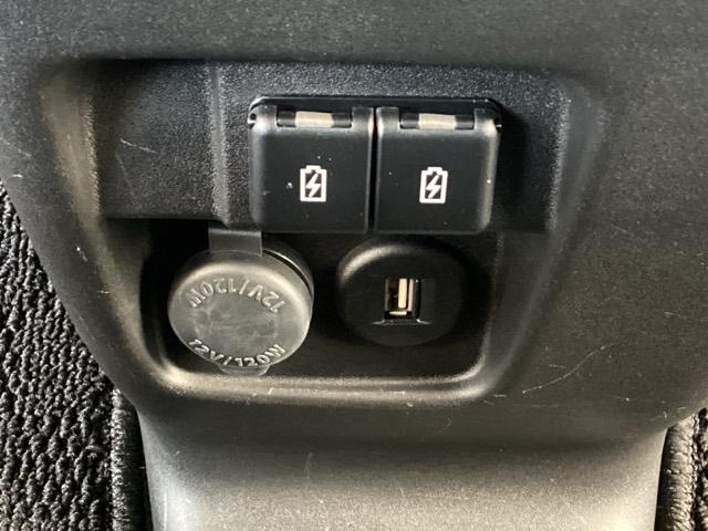 スペーシアカスタム ハイブリッドＸＳ　純正メモリーナビ　全周囲カメラ　ＥＴＣ　アラウンドモニター　両側パワ－スライドドア　ＵＳＢ入力　Ｂカメ　スマキー　ソナー　クルーズコントロール　キーレスエントリー　アイドルストップ　シートＨ　ナビＴＶ（41枚目）