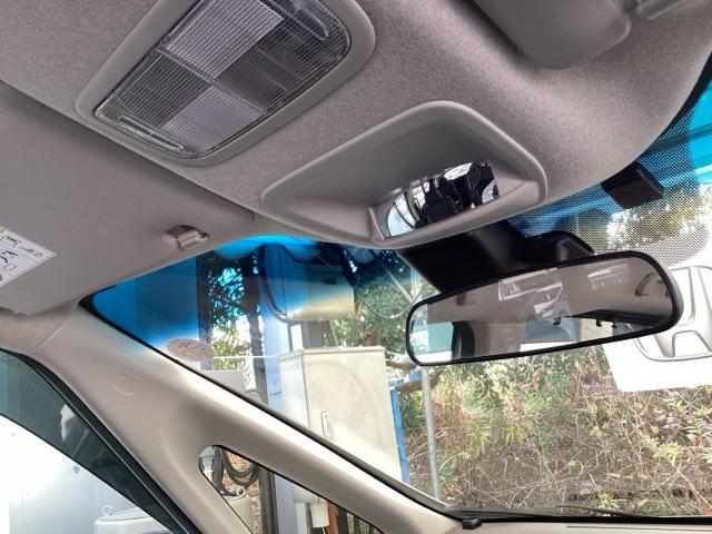 �g���������Z���V���O���ځI�~���g���[�_�[�ƒP��J�����ŁA�N���}�̑O���̏󋵂�F���B�u���[�L��X�e�A�����O�̐���Z�p�Ƌ������A���S�E���K�ȉ^�]�⎖�̉�����x�������i�̃V�X�e���ł��I