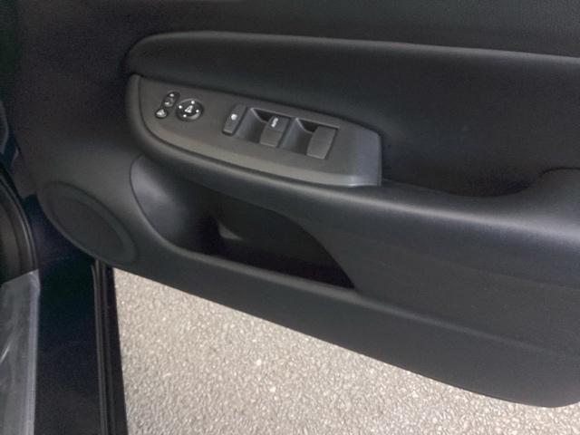 ���Ђ͎ԗ������w�����ꂽ�F���܂ɁA�����K�ȃJ�[���C�t���߂������߂̃T�|�[�g�����{���Ă��܂��B