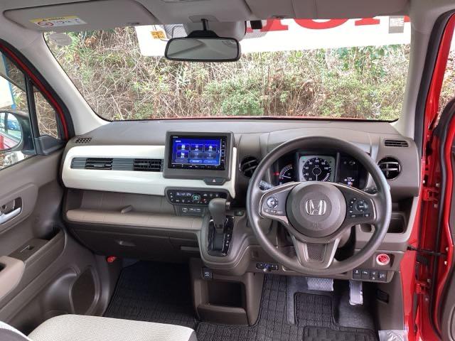 �����̂悤�ɁA���E���L���^�]���₷���悤�ɐ݌v����Ă��܂��B�܂��A�v���Y�}�N���X�^�[�Z�p���ڃt���I�[�g�G�A�R���ŉ��K�ł��B