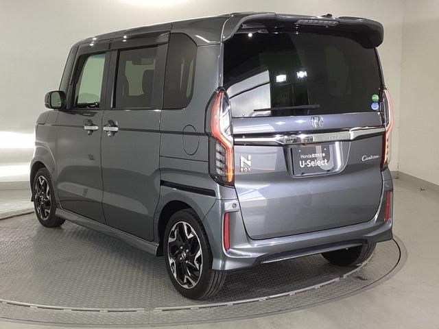 N-BOXカスタム G・Lターボホンダセンシング 純正ナビ フルセグ リアカメラ ターボ付 横滑り防止機能 ETC搭載 LEDヘットライト エアロ ABS 地デジ DVD視聴可能 ドライブレコーダ セキュリティアラーム ナビTV付 USB エアバッグ(10枚目)