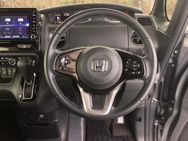 N-BOXカスタム G・Lターボホンダセンシング 純正ナビ フルセグ リアカメラ ターボ付 横滑り防止機能 ETC搭載 LEDヘットライト エアロ ABS 地デジ DVD視聴可能 ドライブレコーダ セキュリティアラーム ナビTV付 USB エアバッグ(18枚目)