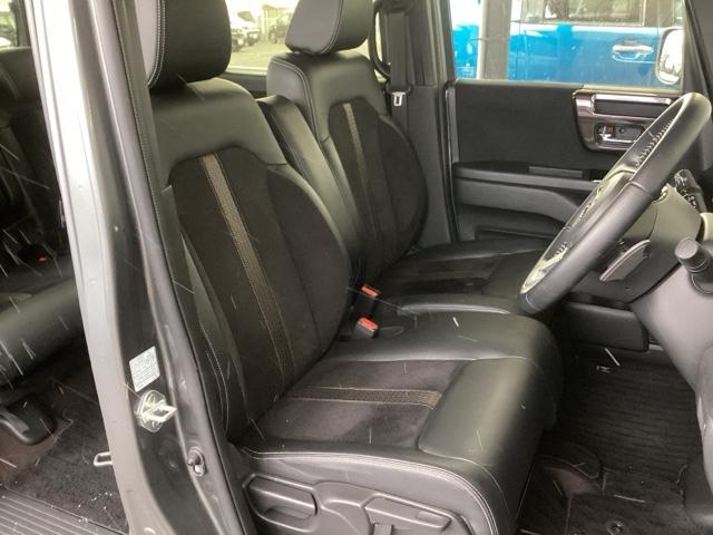 N-BOXカスタム G・Lターボホンダセンシング 純正ナビ フルセグ リアカメラ ターボ付 横滑り防止機能 ETC搭載 LEDヘットライト エアロ ABS 地デジ DVD視聴可能 ドライブレコーダ セキュリティアラーム ナビTV付 USB エアバッグ(19枚目)