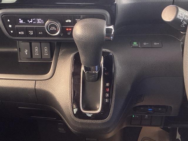 N-BOXカスタム L 純正ナビ フルセグ リアカメラ 両席エアバック 左右電動スライドドア Bモニタ ブレーキサポート セキュリティー LEDランプ キーレスエントリー SRS 横滑り防止機能 DVD再生機能 スマートキ(14枚目)