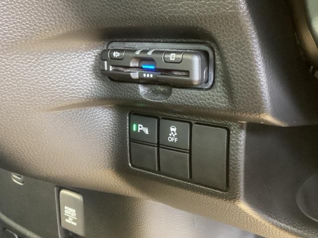 N-BOXカスタム L 純正ナビ フルセグ リアカメラ 両席エアバック 左右電動スライドドア Bモニタ ブレーキサポート セキュリティー LEDランプ キーレスエントリー SRS 横滑り防止機能 DVD再生機能 スマートキ(15枚目)