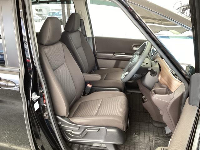 フリード G・ホンダセンシング メモリーナビ 両側電動スライドドア スマートキーPスタート USB入力 盗難防止システム 横滑防止装置 LEDランプ ナビTV 記録簿 リアカメ クルコン パワーウインド ウォークスルー エアバック(16枚目)