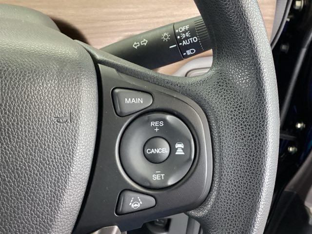 フリード G・ホンダセンシング メモリーナビ 両側電動スライドドア スマートキーPスタート USB入力 盗難防止システム 横滑防止装置 LEDランプ ナビTV 記録簿 リアカメ クルコン パワーウインド ウォークスルー エアバック(43枚目)