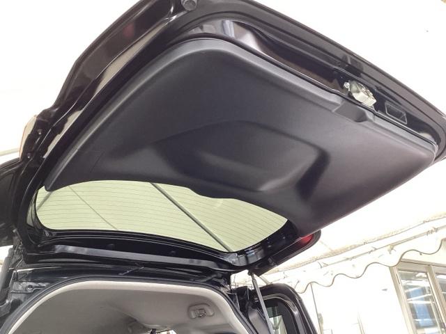 フリード G・ホンダセンシング メモリーナビ 両側電動スライドドア スマートキーPスタート USB入力 盗難防止システム 横滑防止装置 LEDランプ ナビTV 記録簿 リアカメ クルコン パワーウインド ウォークスルー エアバック(66枚目)