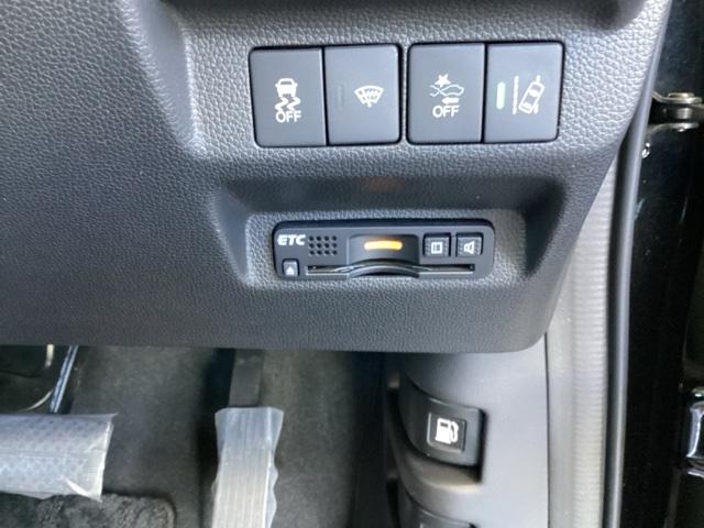 フリード G・ホンダセンシング ドラレコ ナビ Rカメラ ブルートゥース W電動ドア キーフリ スマートキーシステム イモビ カラーバックモニター 横滑防止装置 LEDランプ 整備点検記録簿 エアコン クルコン パワーウィンドウ(13枚目)