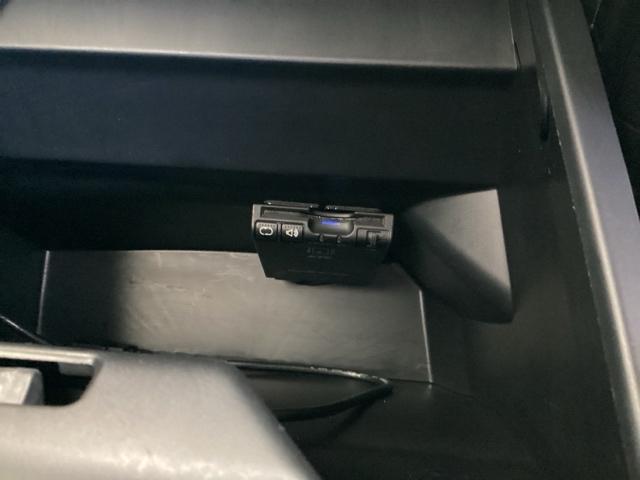 Ｎ－ＢＯＸカスタム Ｇ・Ｌパッケージ　ナビ　Ｒカメラ　ＣＤ　ＤＶＤ　フルセグＴＶ　助手席エアバック　記録簿付き　スマートキープッシュスタート　運転席エアバッグ　パワーステアリング　ＶＳＣ　両側スライド片側電動ドア　ＥＴＣ車載器　エアコン（13枚目）