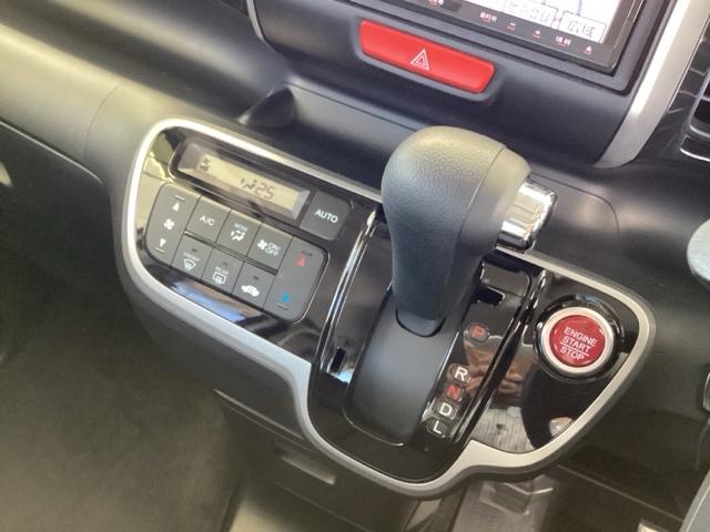 Ｎ－ＢＯＸカスタム Ｇ・Ｌパッケージ　ナビ　Ｒカメラ　ＣＤ　ＤＶＤ　フルセグＴＶ　助手席エアバック　記録簿付き　スマートキープッシュスタート　運転席エアバッグ　パワーステアリング　ＶＳＣ　両側スライド片側電動ドア　ＥＴＣ車載器　エアコン（15枚目）