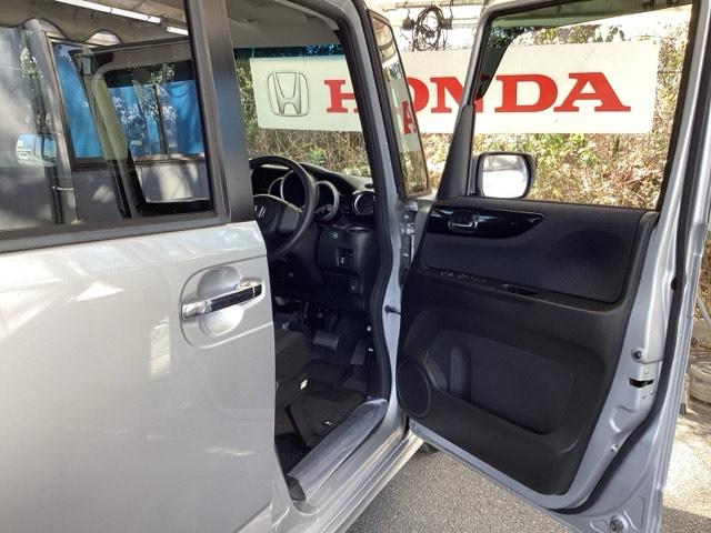 Ｎ－ＢＯＸカスタム Ｇ・Ｌパッケージ　ナビ　Ｒカメラ　ＣＤ　ＤＶＤ　フルセグＴＶ　助手席エアバック　記録簿付き　スマートキープッシュスタート　運転席エアバッグ　パワーステアリング　ＶＳＣ　両側スライド片側電動ドア　ＥＴＣ車載器　エアコン（46枚目）