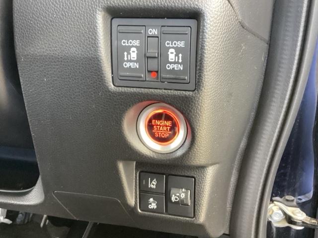 N-BOXカスタム Lターボ 純正メモリーナビ 両側電動スライドドア 両側電動D セキュリティアラーム 誤発信抑制 フルオートエアコン Sヒーター LEDランプ 地デジフルセグ Bカメ アクティブクルーズコントロール Iストップ(44枚目)