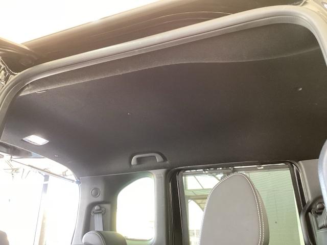 N-BOXカスタム Lターボ 純正メモリーナビ 両側電動スライドドア 両側電動D セキュリティアラーム 誤発信抑制 フルオートエアコン Sヒーター LEDランプ 地デジフルセグ Bカメ アクティブクルーズコントロール Iストップ(55枚目)