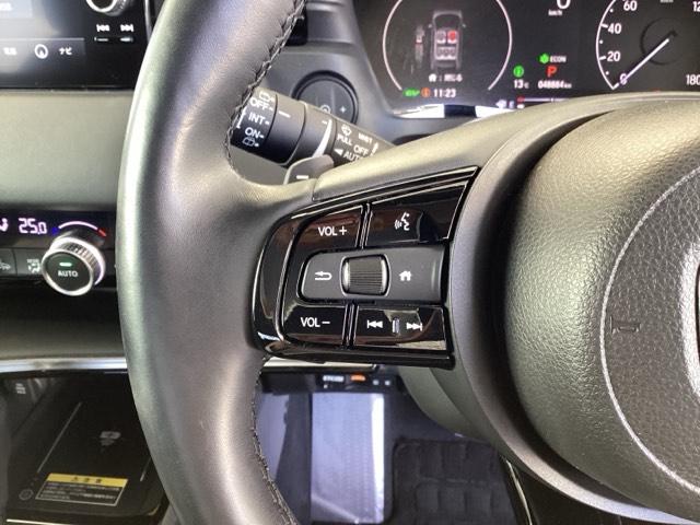 ヴェゼル ｅ：ＨＥＶＺ　メモリーナビ　ドラレコ　ＥＴＣ　リアカメラ　パワーＲゲート　盗難防止　スマートキ－　オートライト　キーフリーシステム　ＵＳＢポート　ＶＳＡ　バックカメラ付　ＡＡＣ　ソナー　ナビＴＶ　サイドエアバッグ（35枚目）