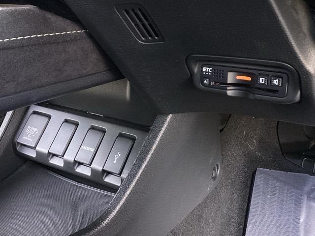 ヴェゼル ＲＳ・ホンダセンシング　純正メモリーナビ　ドラレコ　リアカメラ　誤発進抑制機能　イモビ　スマキー　地デジＴＶ　バックモニター　サイドＳＲＳ　Ｗエアバッグ　オートクルーズコントロール　シートヒータ　ＬＥＤライト　ナビ＆ＴＶ（46枚目）