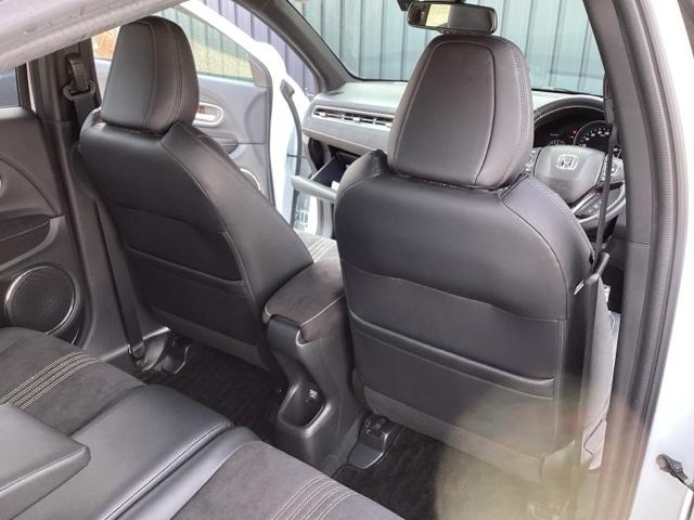 ヴェゼル ＲＳ・ホンダセンシング　純正メモリーナビ　ドラレコ　リアカメラ　誤発進抑制機能　イモビ　スマキー　地デジＴＶ　バックモニター　サイドＳＲＳ　Ｗエアバッグ　オートクルーズコントロール　シートヒータ　ＬＥＤライト　ナビ＆ＴＶ（58枚目）