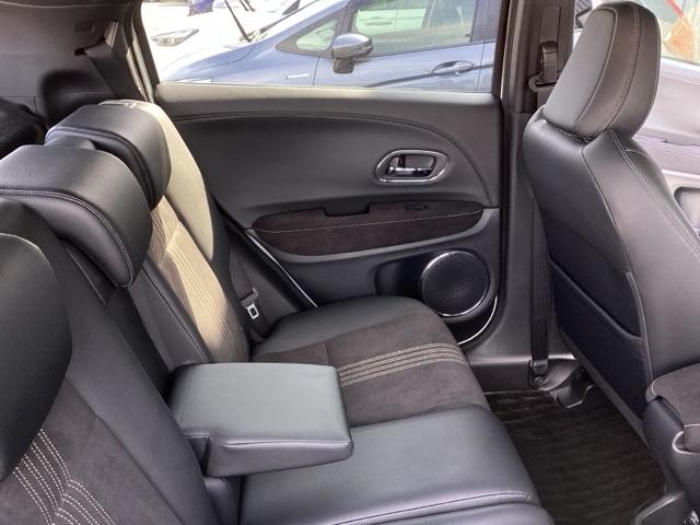 ヴェゼル ＲＳ・ホンダセンシング　純正メモリーナビ　ドラレコ　リアカメラ　誤発進抑制機能　イモビ　スマキー　地デジＴＶ　バックモニター　サイドＳＲＳ　Ｗエアバッグ　オートクルーズコントロール　シートヒータ　ＬＥＤライト　ナビ＆ＴＶ（59枚目）