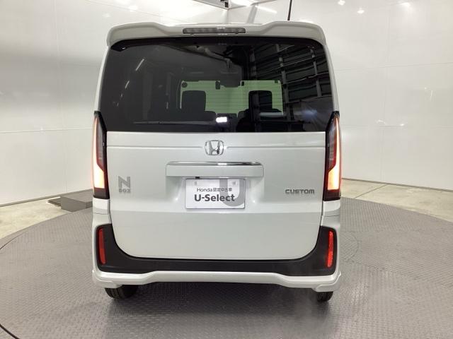 Ｎ－ＢＯＸカスタム ベースグレード　ＨｏｎｄａＣＯＮＮＥＣＴ対応純正メモリーナビ　ドラレコ　ベンチシ－ト　アクティブクルーズ　フルセグ対応　前席シートヒーター　イモビライザー　ＵＳＢ　運転席エアバッグ　スマートキー＆プッシュスタート（9枚目）