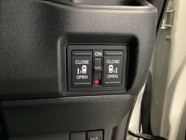 Ｎ－ＢＯＸカスタム ベースグレード　ＨｏｎｄａＣＯＮＮＥＣＴ対応純正メモリーナビ　ドラレコ　ベンチシ－ト　アクティブクルーズ　フルセグ対応　前席シートヒーター　イモビライザー　ＵＳＢ　運転席エアバッグ　スマートキー＆プッシュスタート（19枚目）